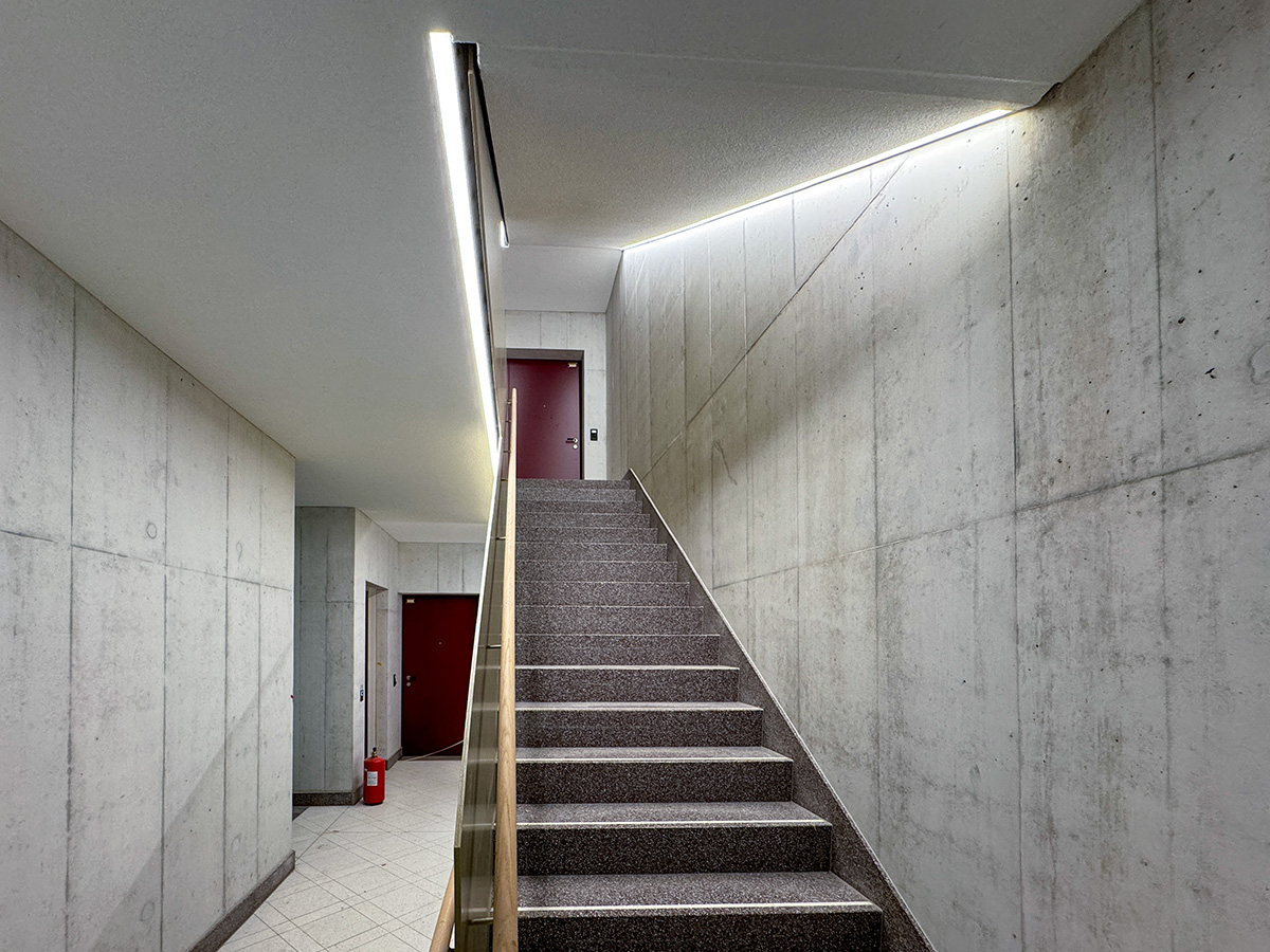 Treppenhausbeleuchtung mit Profilleuchten