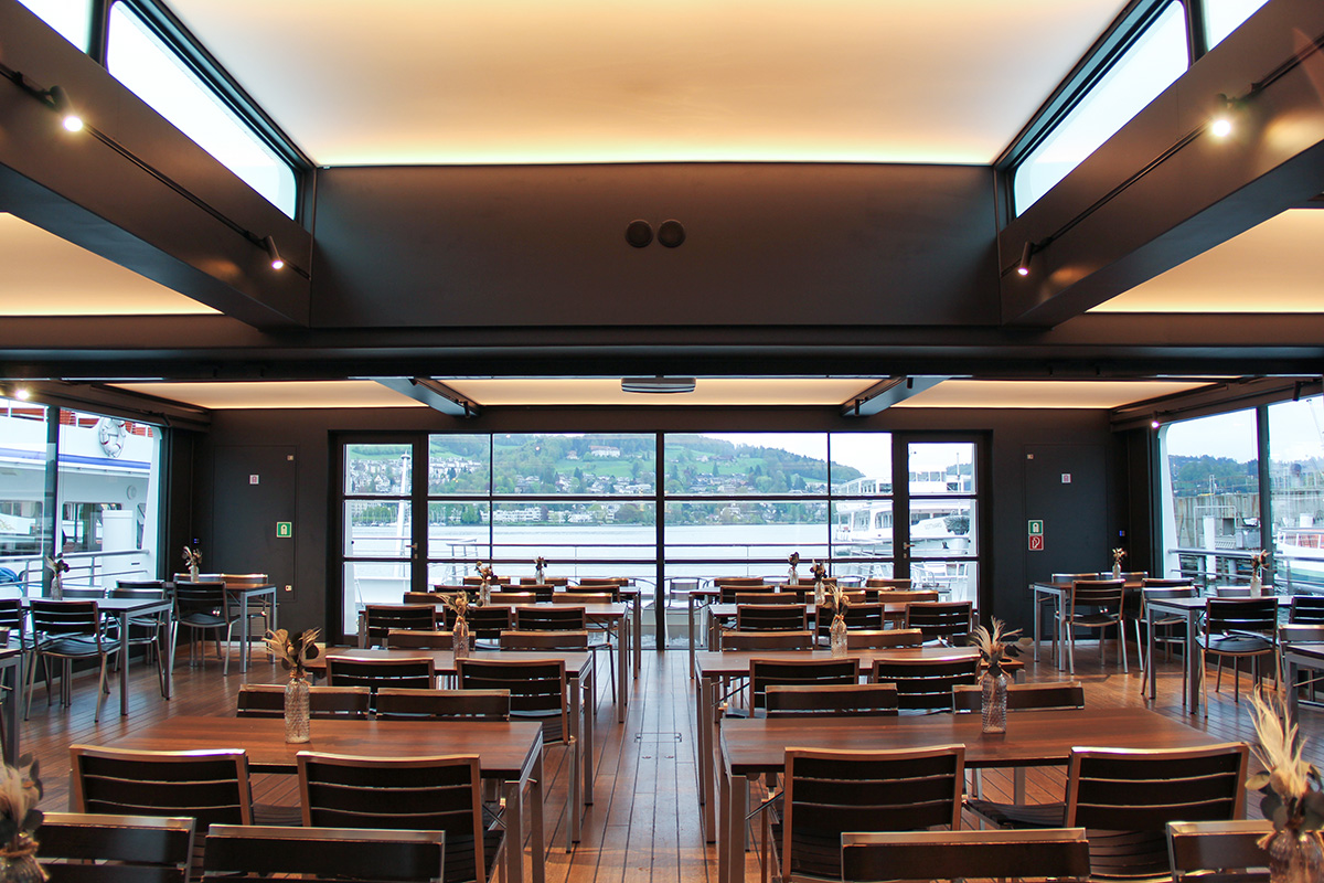 Motorschiff Cirrus Deckensegel
