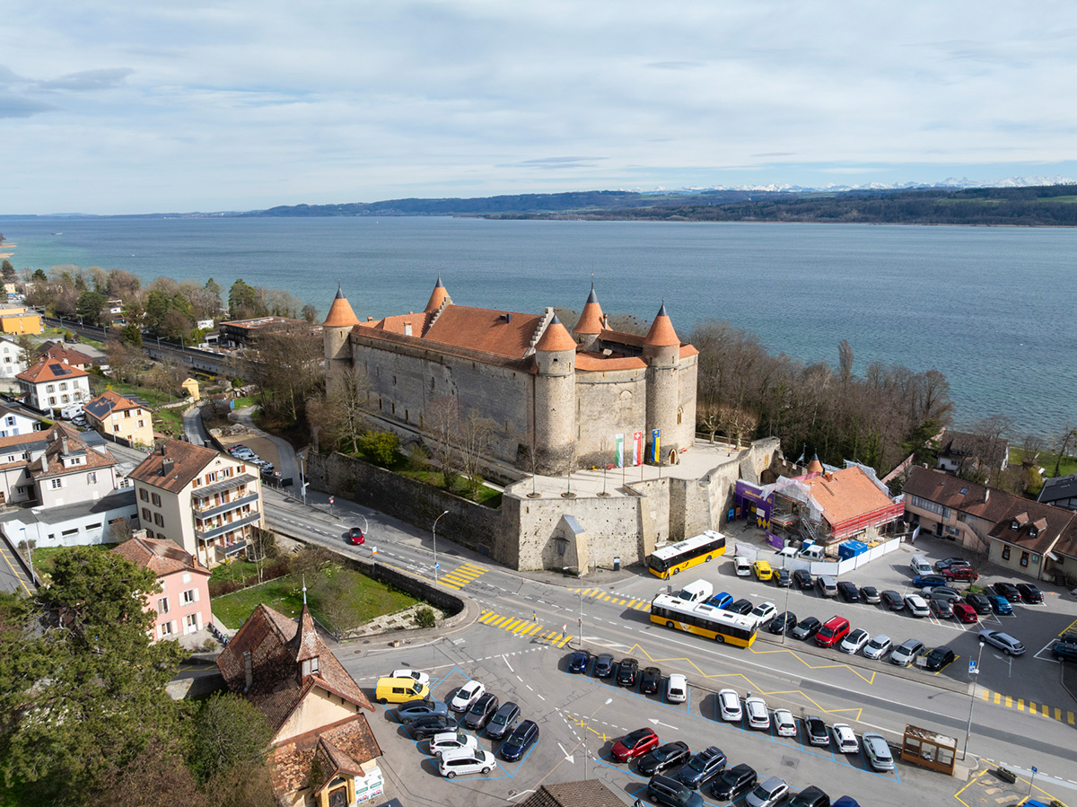 Schloss Grandson Aussenansicht